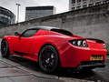 Hra Tesla Roadster Slide
