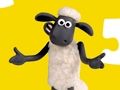 Hra Film Ovečka Shaun Puzzle Farmageddon 