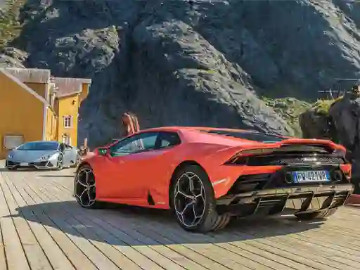 Hra Huracan Evo Puzzle