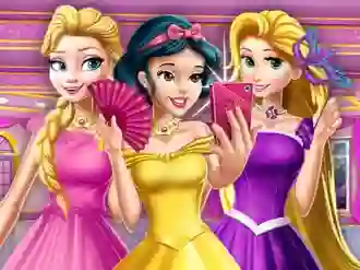 Hra Princesses At Masquerade