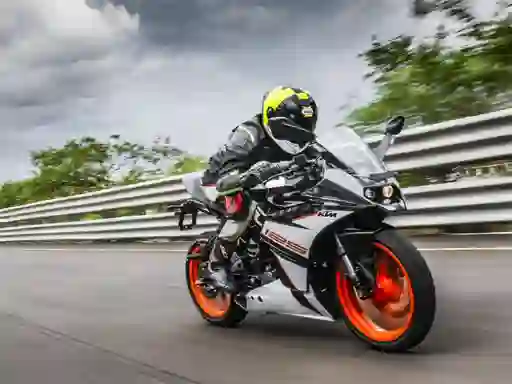 Hra RC 125 Action