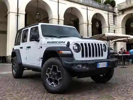 Hra Jeep Wrangler 4xe Slide