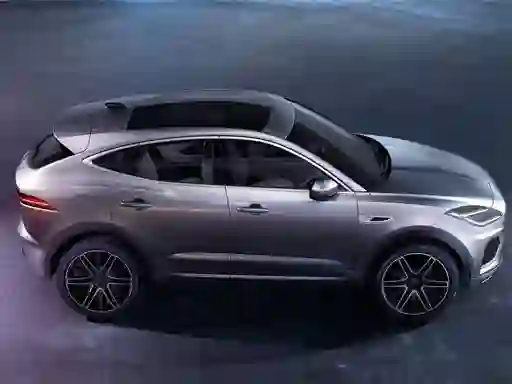 Hra Jaguar E-Pace 2021 Slide